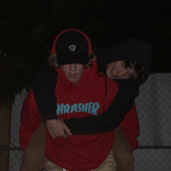 Meet your Posher, Sam - Picture 1 of 1